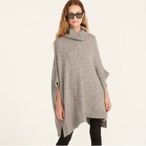 NWT Relaxed turtleneck poncho